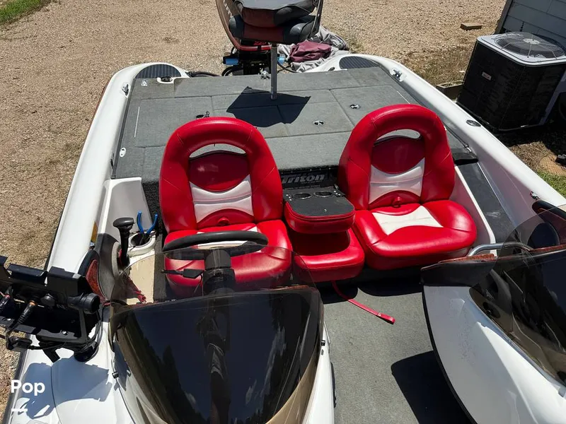 Slide: The Image of Triton TR 21 2002 - 15719045