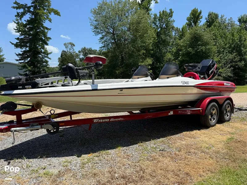 Slide: The Image of Triton TR 21 2002 - 15718563