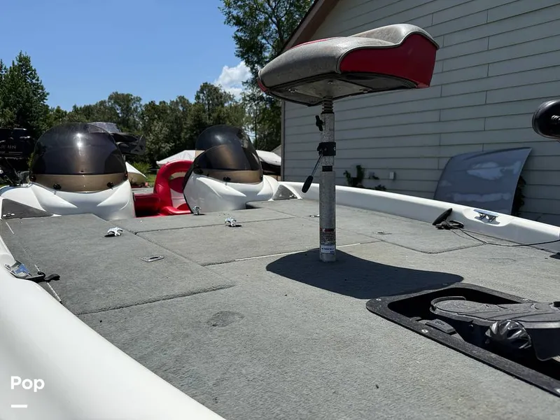 Slide: The Image of Triton TR 21 2002 - 15718569