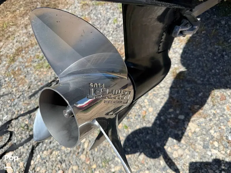 Slide: The Image of Triton TR 21 2002 - 15718596