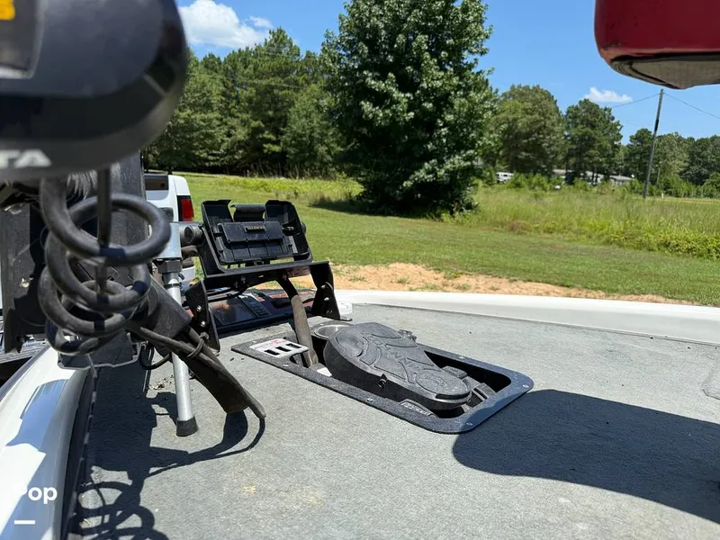 Slide: The Image of Triton TR 21 2002 - 15719027