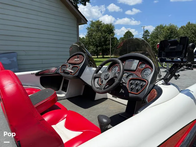 Slide: The Image of Triton TR 21 2002 - 15718586