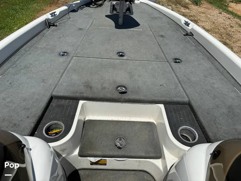 Slide: The Image of Triton TR 21 2002 - 15719048