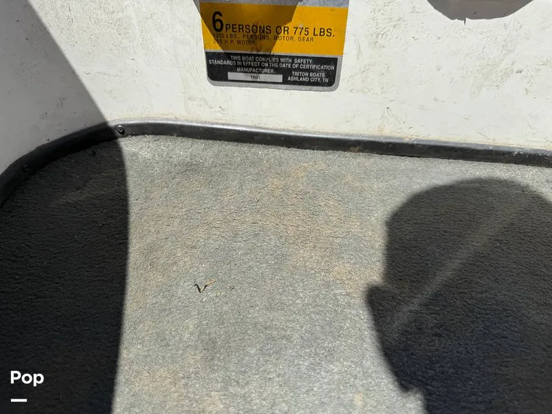 Slide: The Image of Triton TR 21 2002 - 15719052