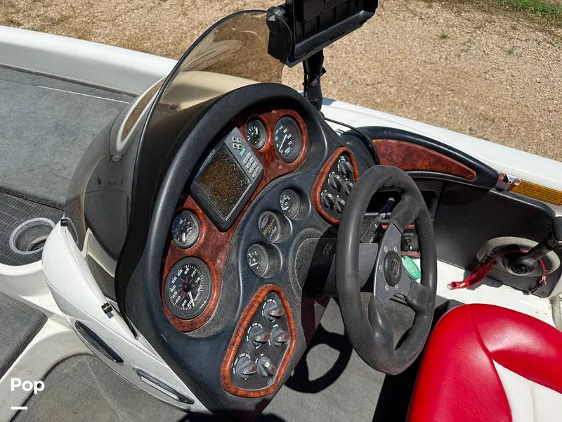 Slide: The Image of Triton TR 21 2002 - 15719061