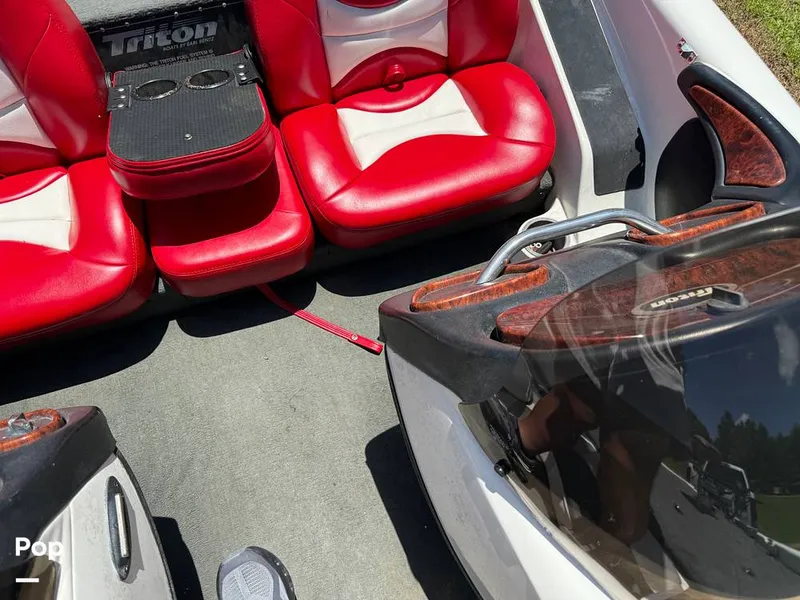 Slide: The Image of Triton TR 21 2002 - 15719065