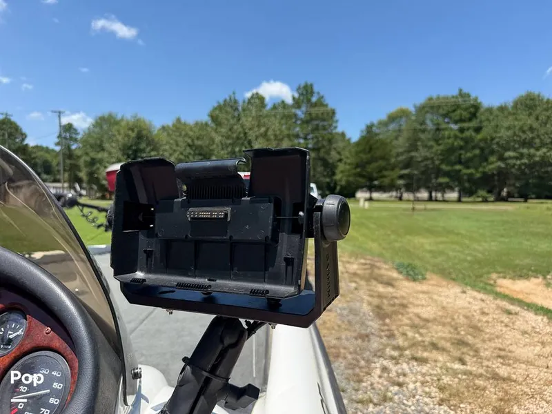 Slide: The Image of Triton TR 21 2002 - 15719074