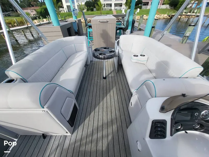 Slide: The Image of Qwest 824 Lanai Bar 2019 - 15761236