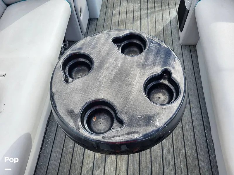 Slide: The Image of Qwest 824 Lanai Bar 2019 - 15761240