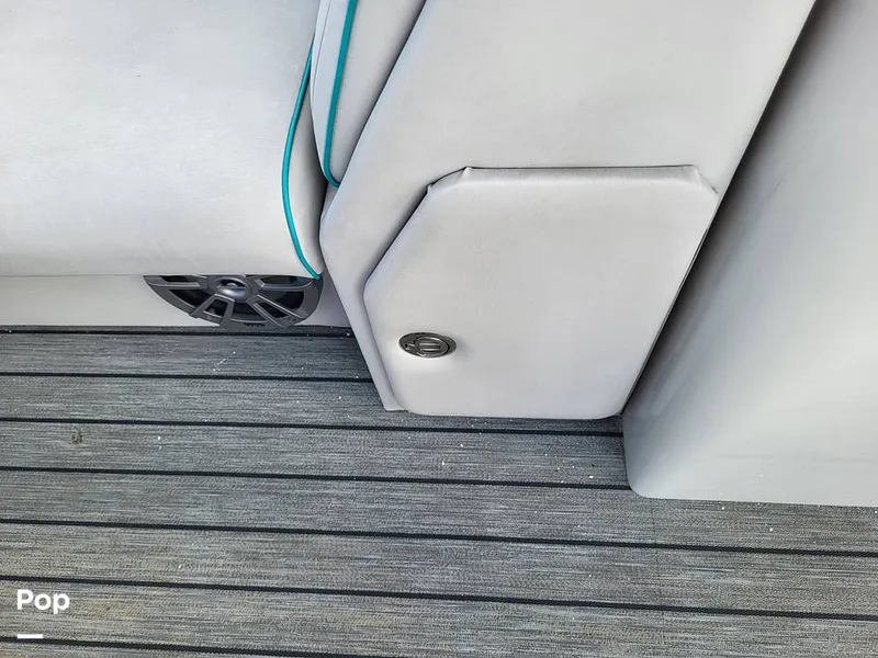 Slide: The Image of Qwest 824 Lanai Bar 2019 - 15761248