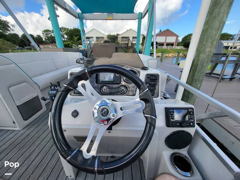 Slide: The Image of Qwest 824 Lanai Bar 2019 - 15761217