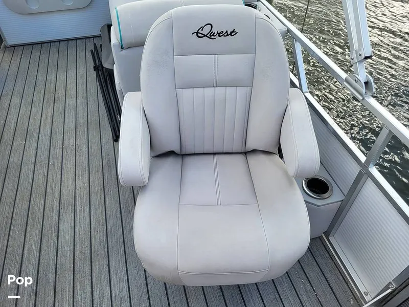 Slide: The Image of Qwest 824 Lanai Bar 2019 - 15761254