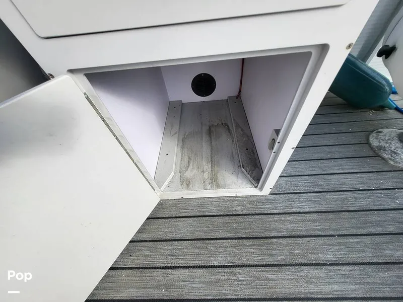 Slide: The Image of Qwest 824 Lanai Bar 2019 - 15761278