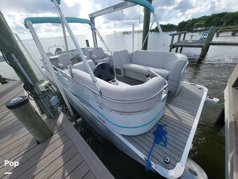 Slide: The Image of Qwest 824 Lanai Bar 2019 - 15761220