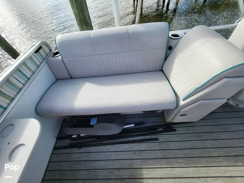 Slide: The Image of Qwest 824 Lanai Bar 2019 - 15761286