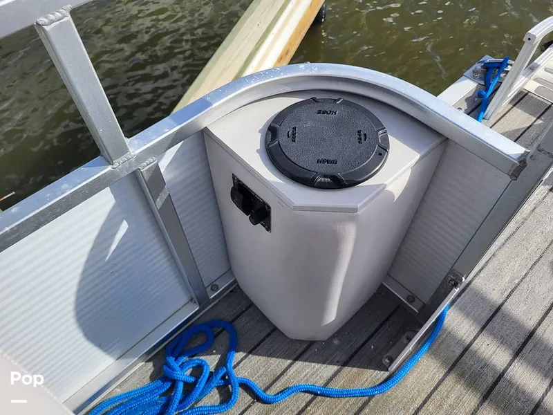 Slide: The Image of Qwest 824 Lanai Bar 2019 - 15761287