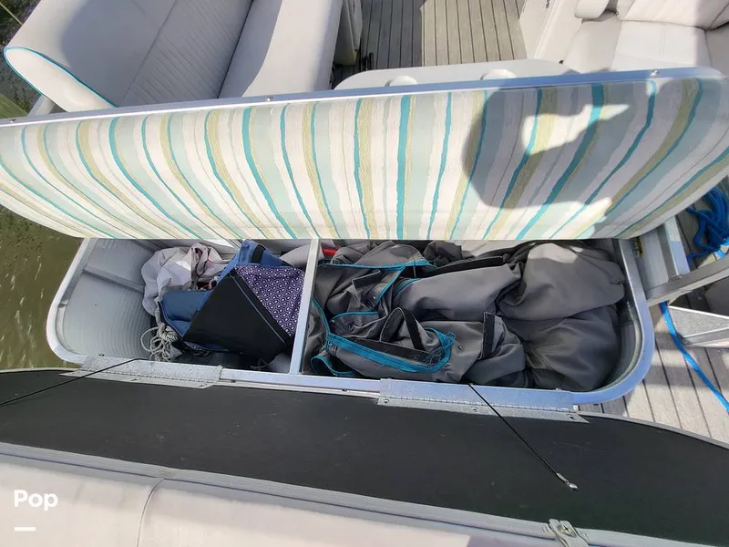 Slide: The Image of Qwest 824 Lanai Bar 2019 - 15761292