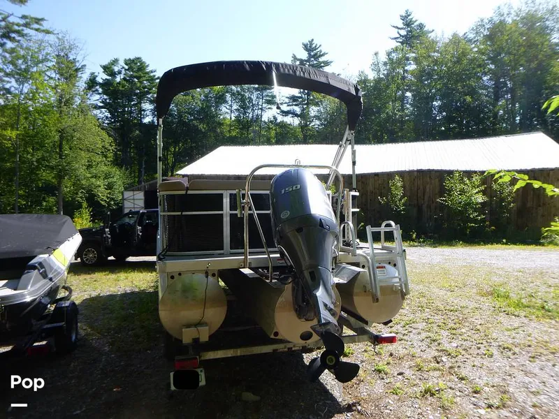 Slide: The Image of Bennington 21SXP 2020 - 15801584