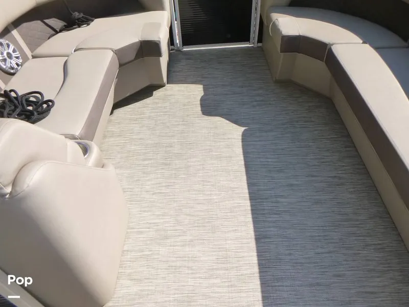 Slide: The Image of Bennington 21SXP 2020 - 15801561