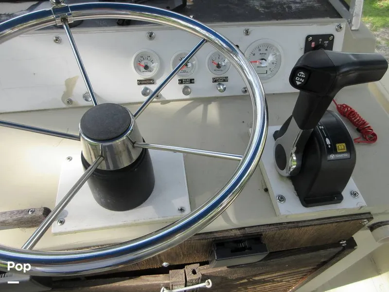 Slide: The Image of Boston Whaler 220 Outrage 1980 - 15686832