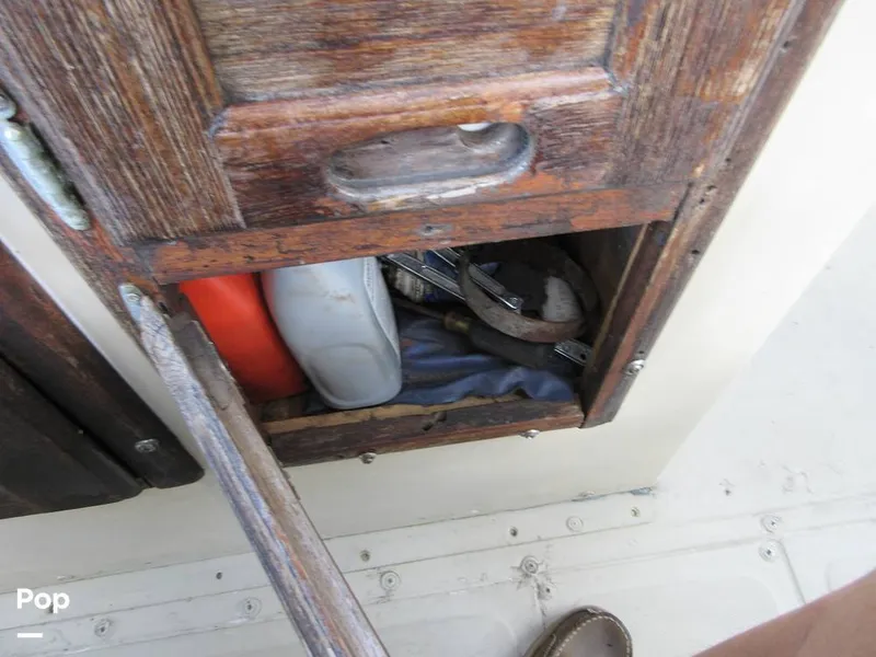 Slide: The Image of Boston Whaler 220 Outrage 1980 - 15686854