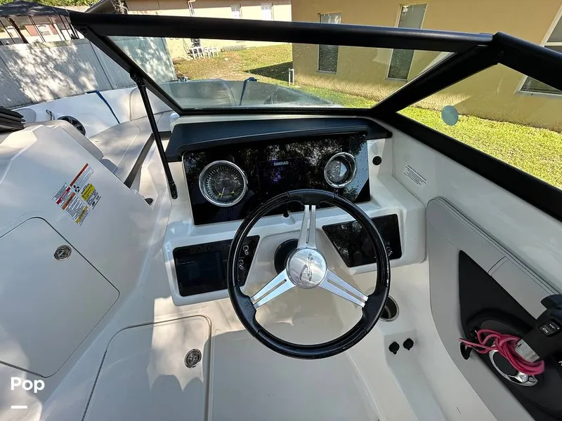 Slide: The Image of Sea Ray SPX 190 2021 - 15773104