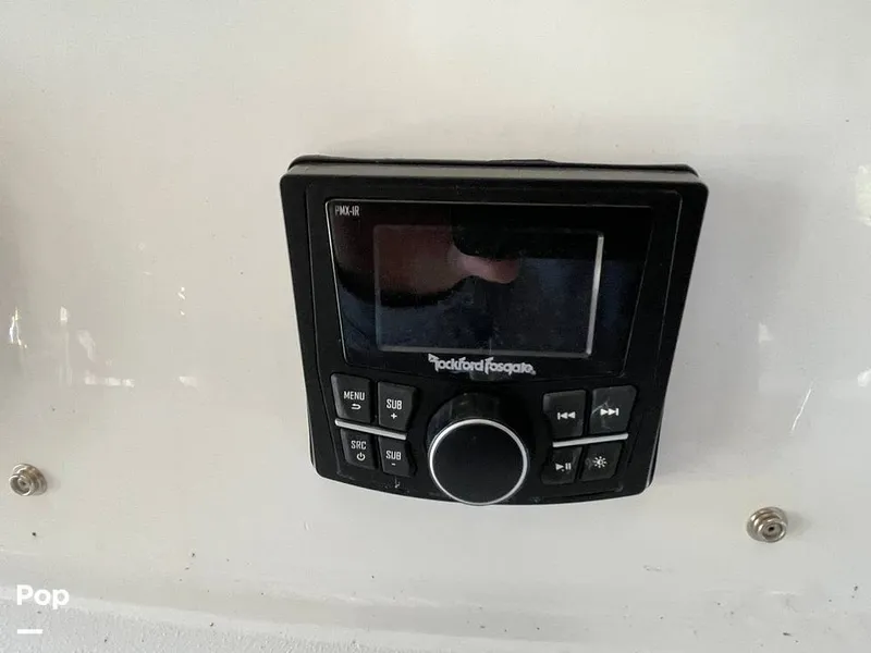 Slide: The Image of Cobalt 200S 2018 - 15726152