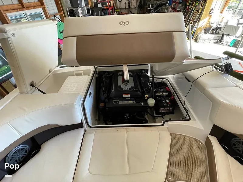 Slide: The Image of Cobalt 200S 2018 - 15726166