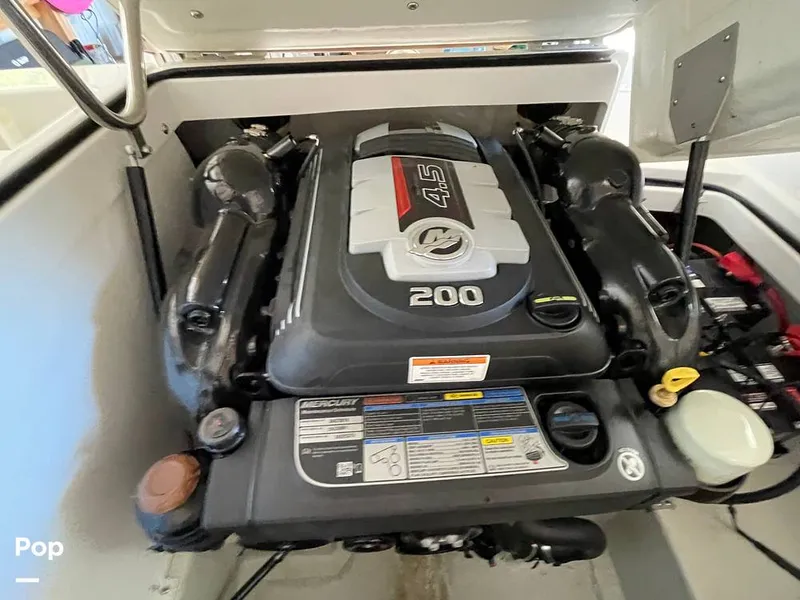 Slide: The Image of Cobalt 200S 2018 - 15726170