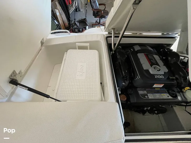 Slide: The Image of Cobalt 200S 2018 - 15726171