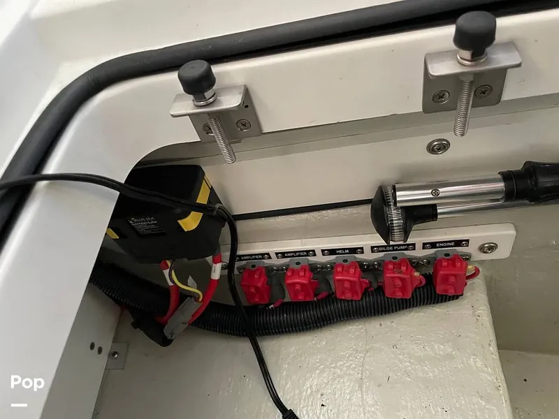 Slide: The Image of Cobalt 200S 2018 - 15726173