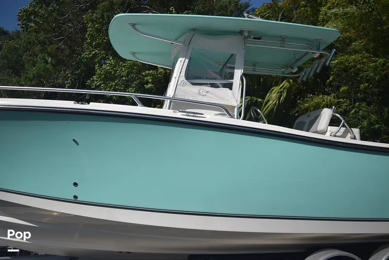 Slide: The Image of Mako 284 CC 2020 - 15913877