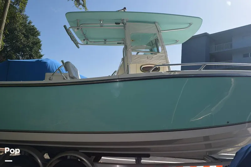 Slide: The Image of Mako 284 CC 2020 - 15913891