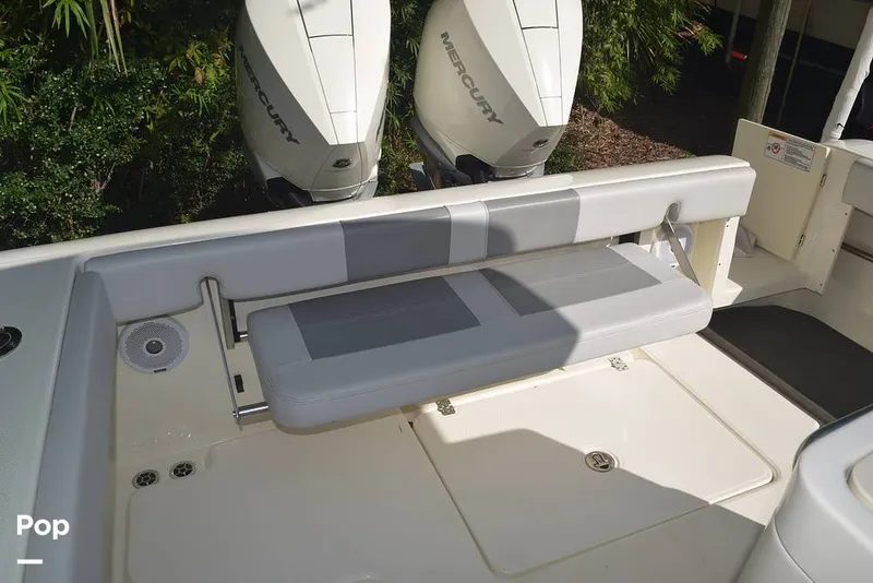 Slide: The Image of Mako 284 CC 2020 - 15913899