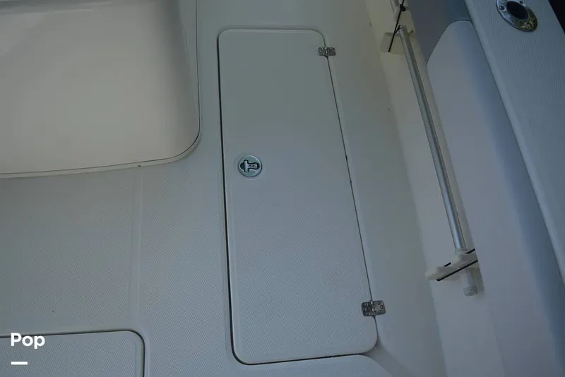 Slide: The Image of Mako 284 CC 2020 - 15913742