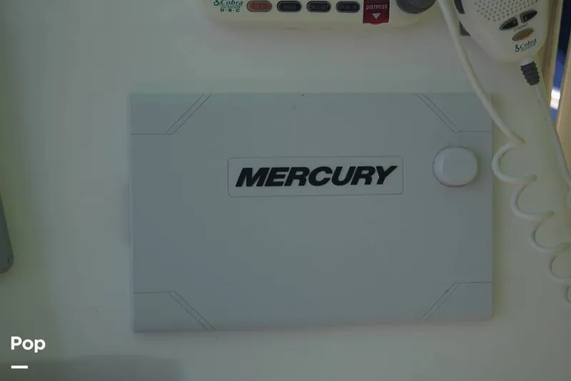 Slide: The Image of Mako 284 CC 2020 - 15913765