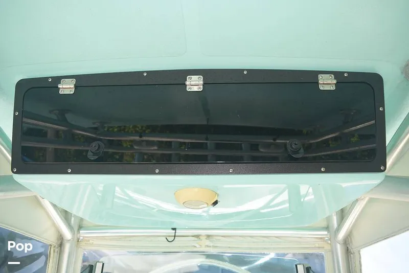 Slide: The Image of Mako 284 CC 2020 - 15913775