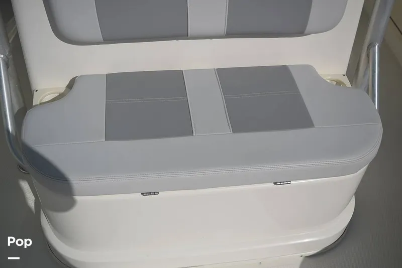 Slide: The Image of Mako 284 CC 2020 - 15913782