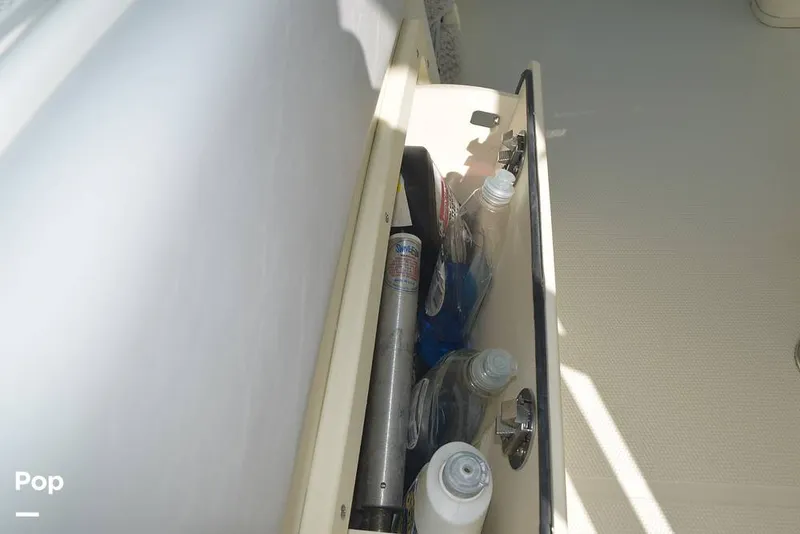 Slide: The Image of Mako 284 CC 2020 - 15913785