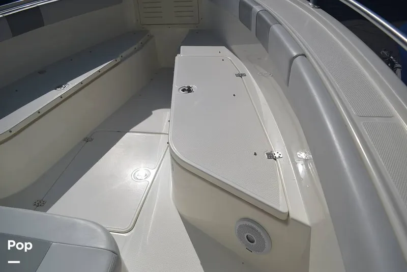 Slide: The Image of Mako 284 CC 2020 - 15913797