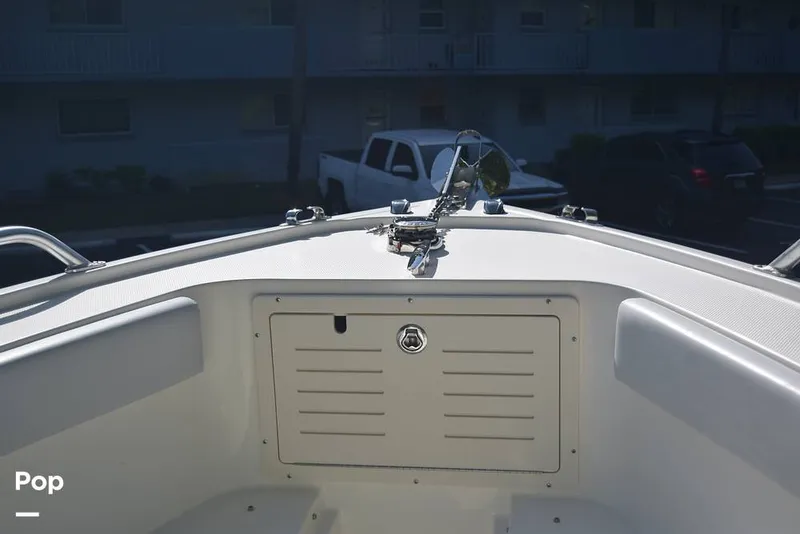 Slide: The Image of Mako 284 CC 2020 - 15913800