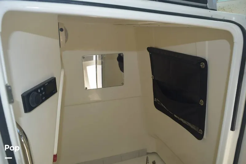 Slide: The Image of Mako 284 CC 2020 - 15913815