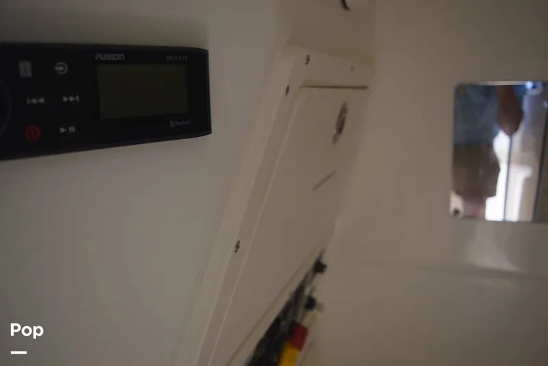 Slide: The Image of Mako 284 CC 2020 - 15913818