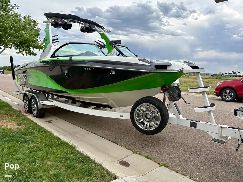 Slide: The Image of Centurion Enzo FS44 2016 - 15737715