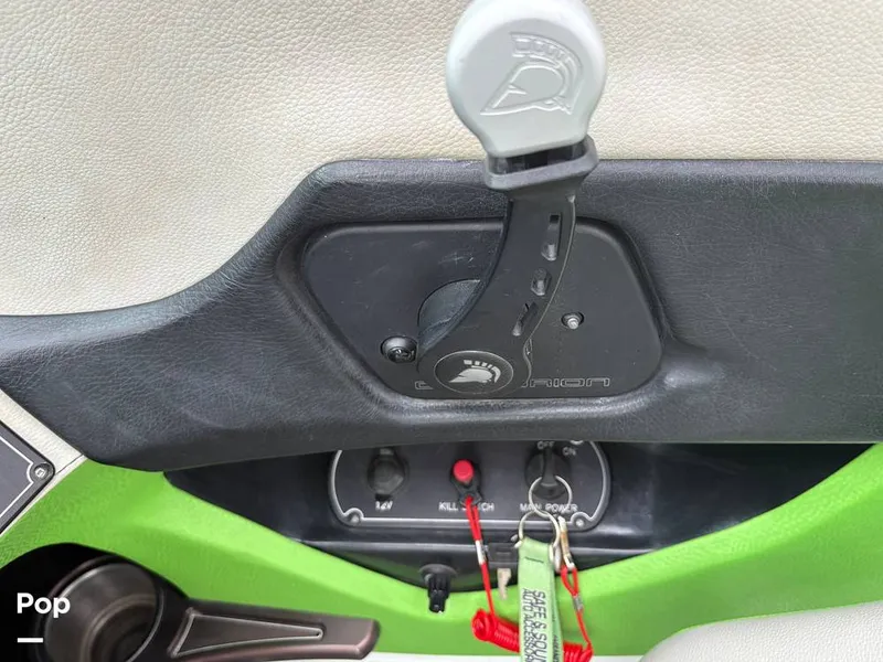 Slide: The Image of Centurion Enzo FS44 2016 - 15737727