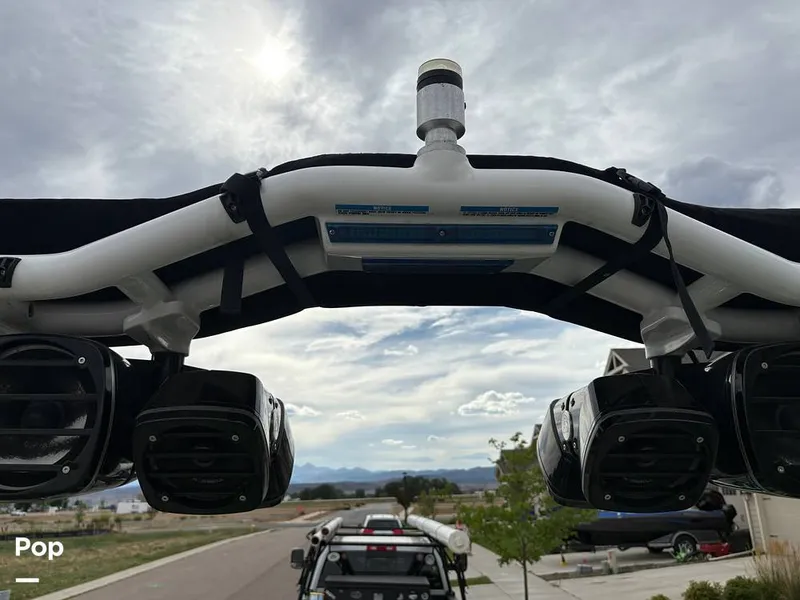 Slide: The Image of Centurion Enzo FS44 2016 - 15737744