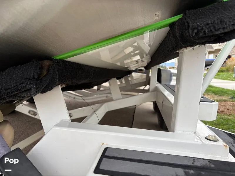 Slide: The Image of Centurion Enzo FS44 2016 - 15737823