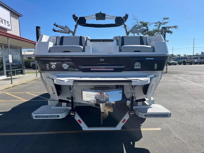 Slide: The Image of Malibu 26 LSV 2026 - 3