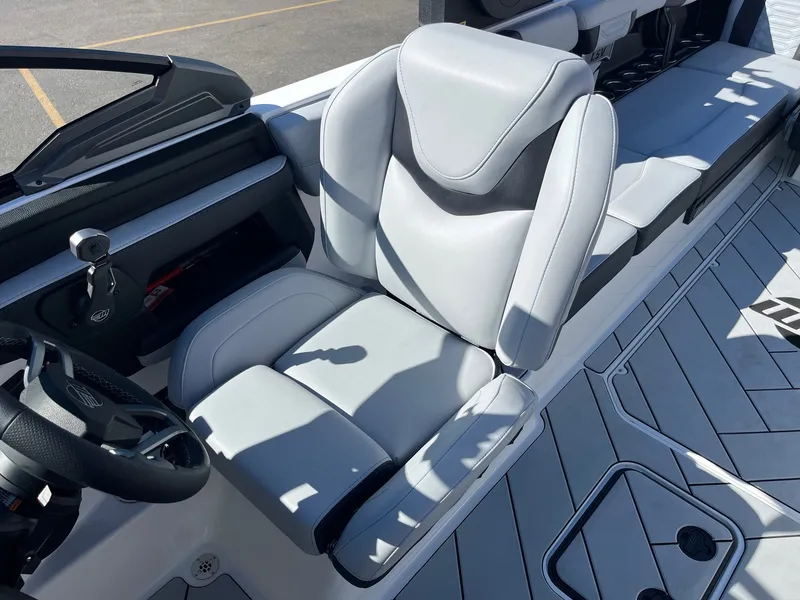Slide: The Image of Malibu 26 LSV 2026 - 28