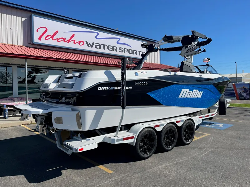 Slide: The Image of Malibu 26 LSV 2026 - 2